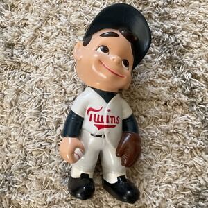 Minnesota Twins Baseball Player Ceramic Figurine Joe 1 Vintage Style Collectible